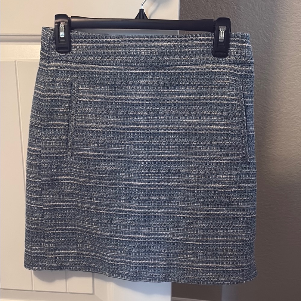 LOFT Gray and White Mini Pencil Skirt